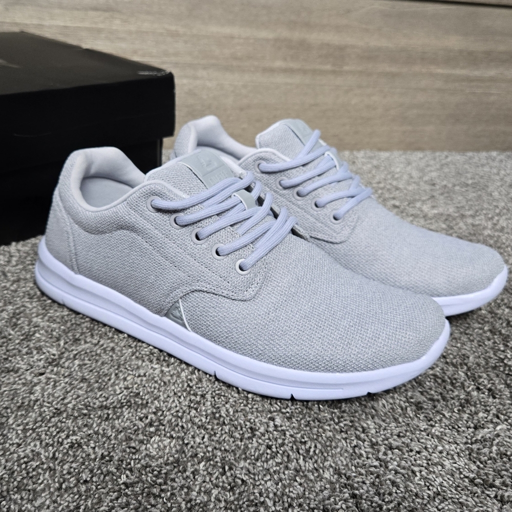 Travis Mathew Cuater THE DAILY 2 KNIT Sneaker NEW size 8.5